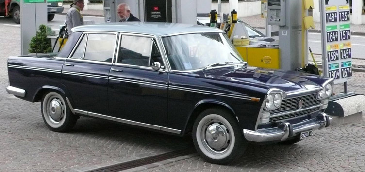 Fiat 2300 L (Lusse) uit 1964