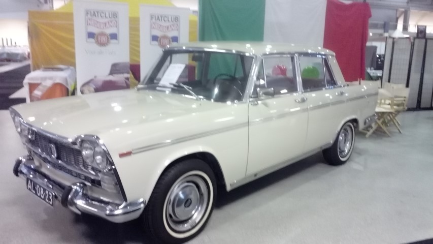 Fiat 2300 L uit 1966